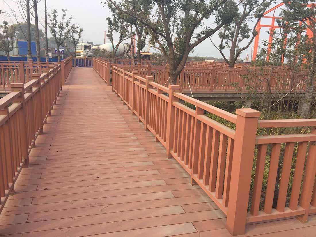 防腐木栏杆|西安宏艺达防腐木栏杆