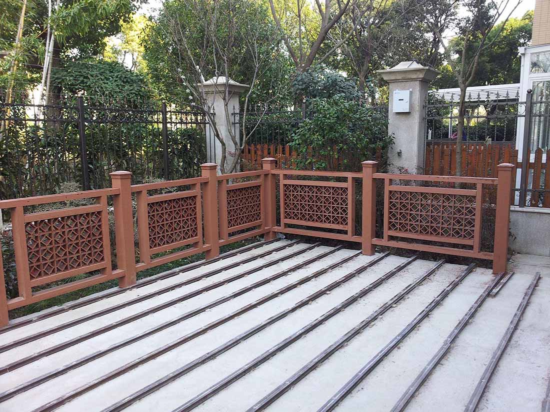 防腐木栏杆|西安宏艺达防腐木栏杆